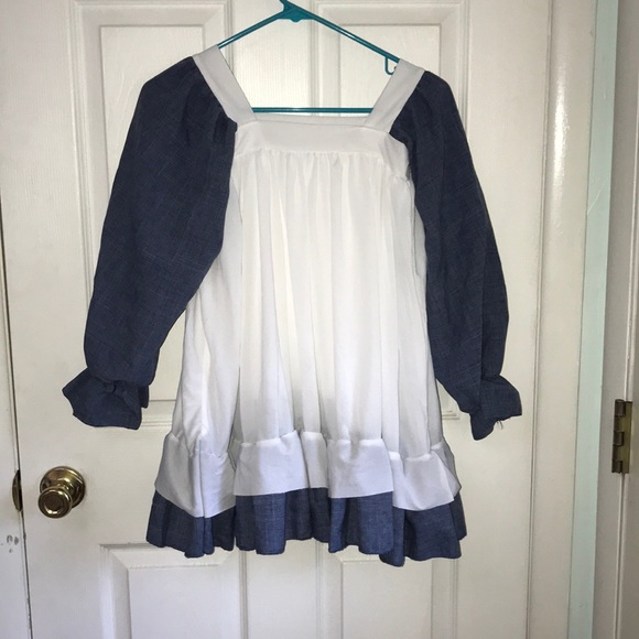 COPY - Orphan Annie Costume - Picture 2 of 4